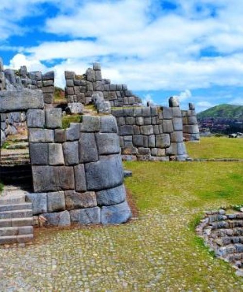 SACSAYHUAMAN